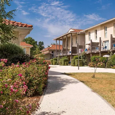 Maisonette With Terrace Close To In